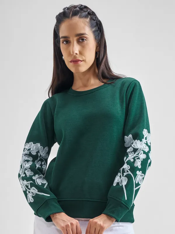  Tokyo Talkies Women Green Sweatshirts