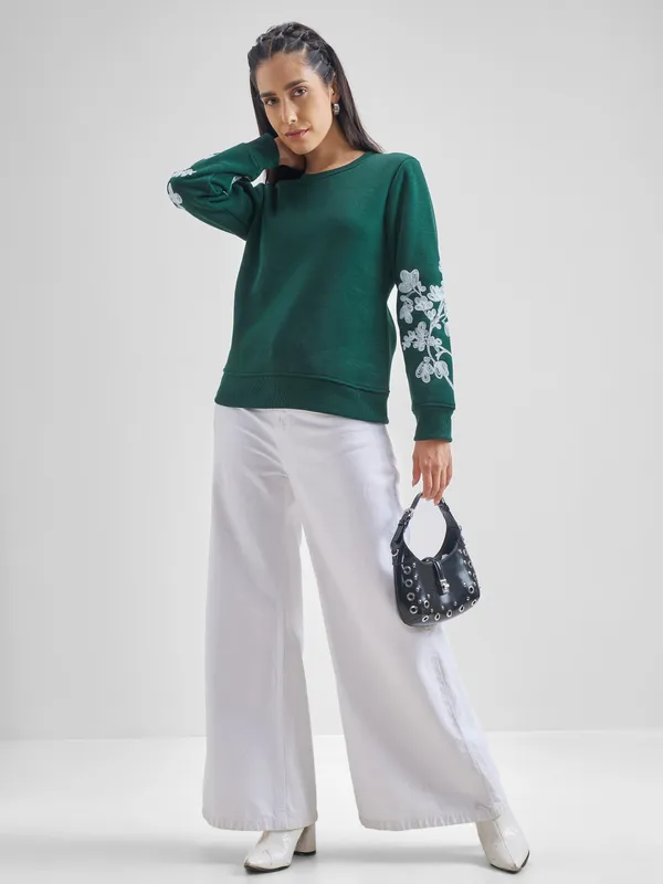  Tokyo Talkies Women Green Sweatshirts