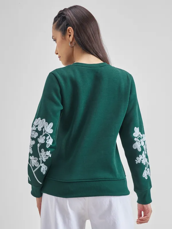  Tokyo Talkies Women Green Sweatshirts