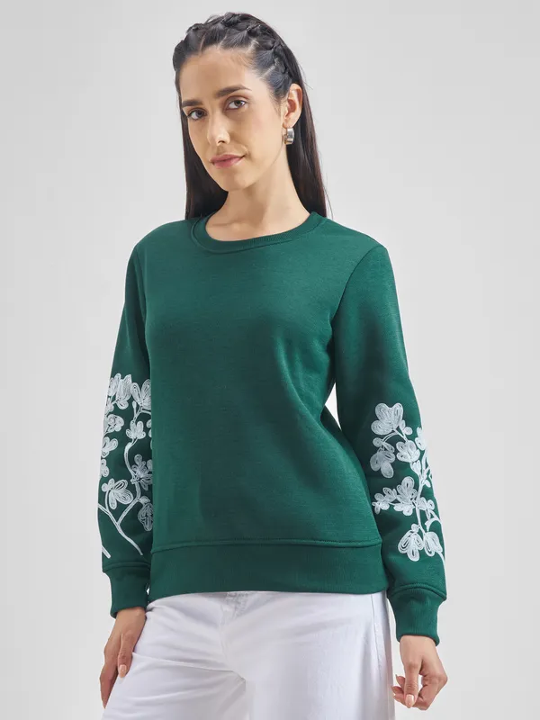  Tokyo Talkies Women Green Sweatshirts