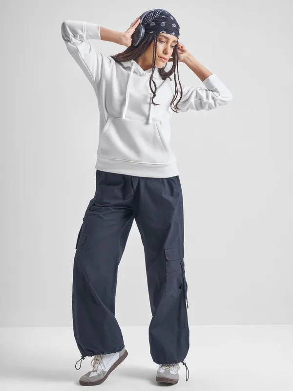 Tokyo Talkies Women White Solid Pullover Hood Sweatshirt