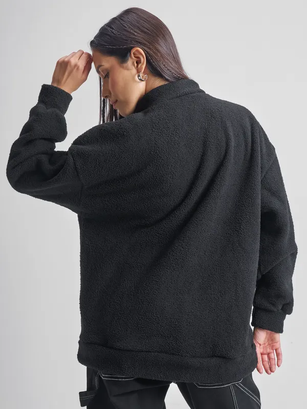 Women Solid Sweatshirt