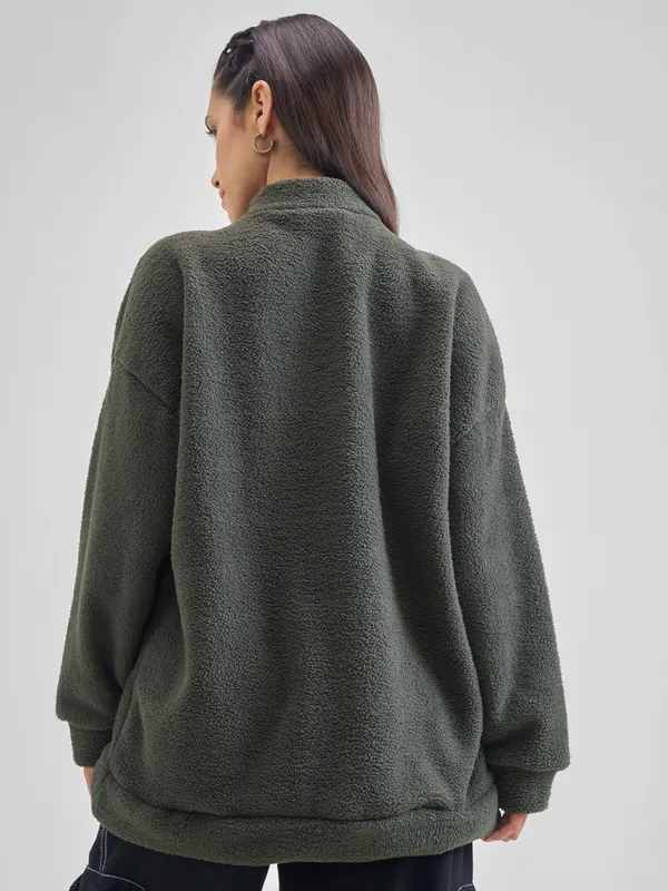 Women Solid Sweatshirt