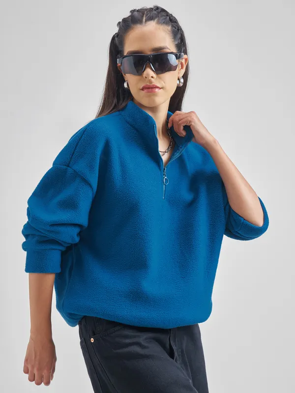 Women Solid Sweatshirt