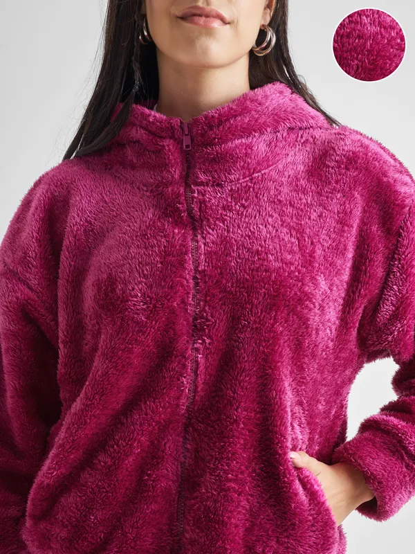 Women Solid Sweatshirt