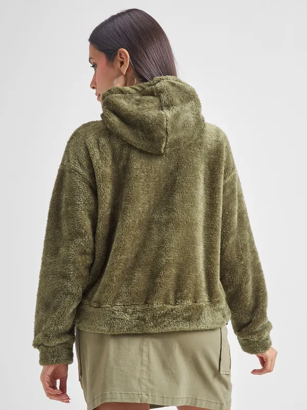 Women Solid Sweatshirt