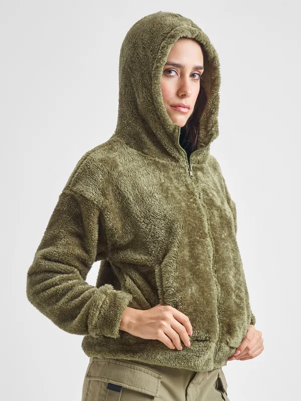 Women Solid Sweatshirt