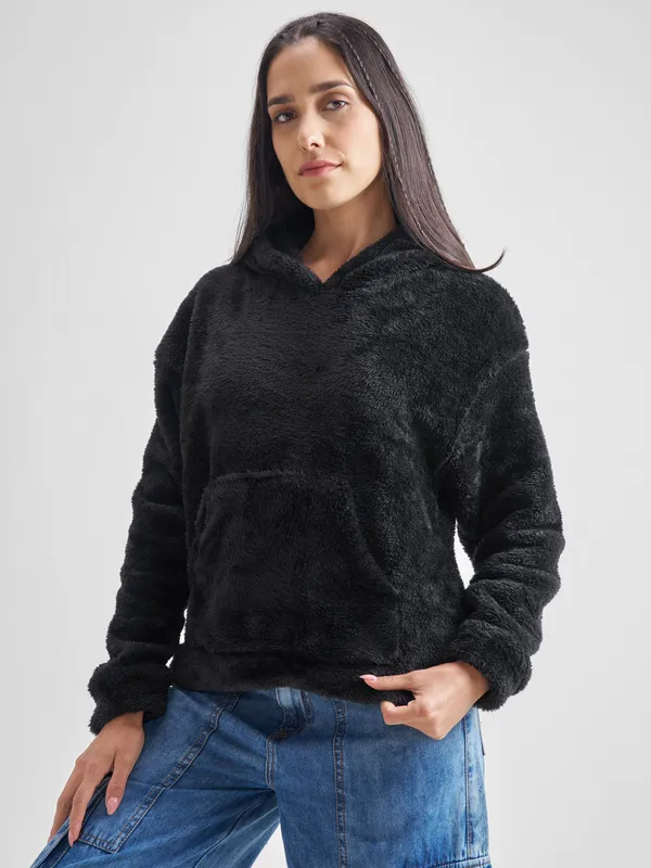 Tokyo Talkies Women Black Solid Pullover Hood Sweatshirt