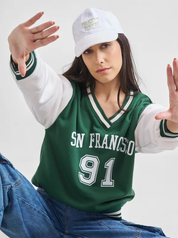  Tokyo Talkies Women Green V-Neck Sweatshirts