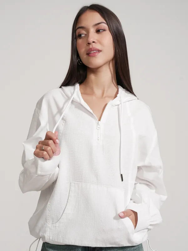 Women Solid Sweatshirt