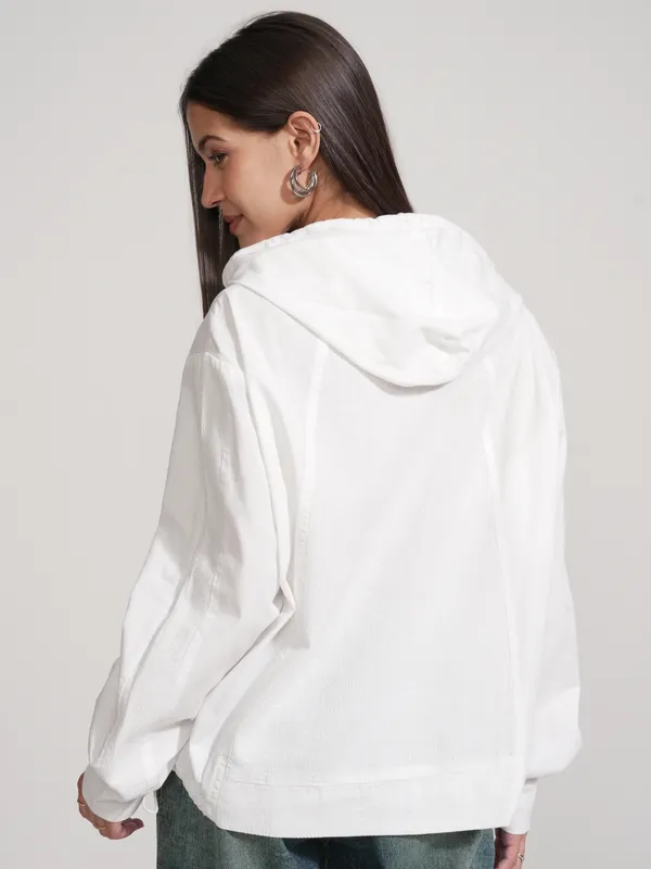 Women Solid Sweatshirt