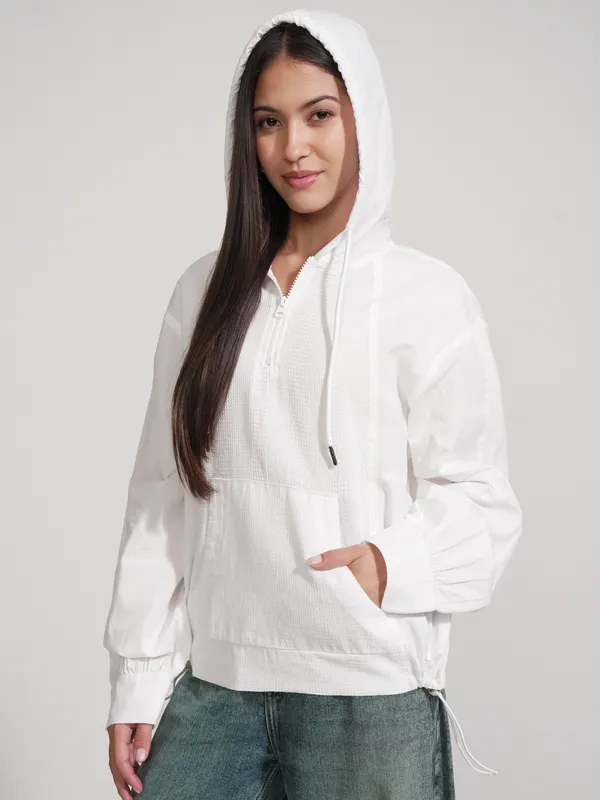 Women Solid Sweatshirt