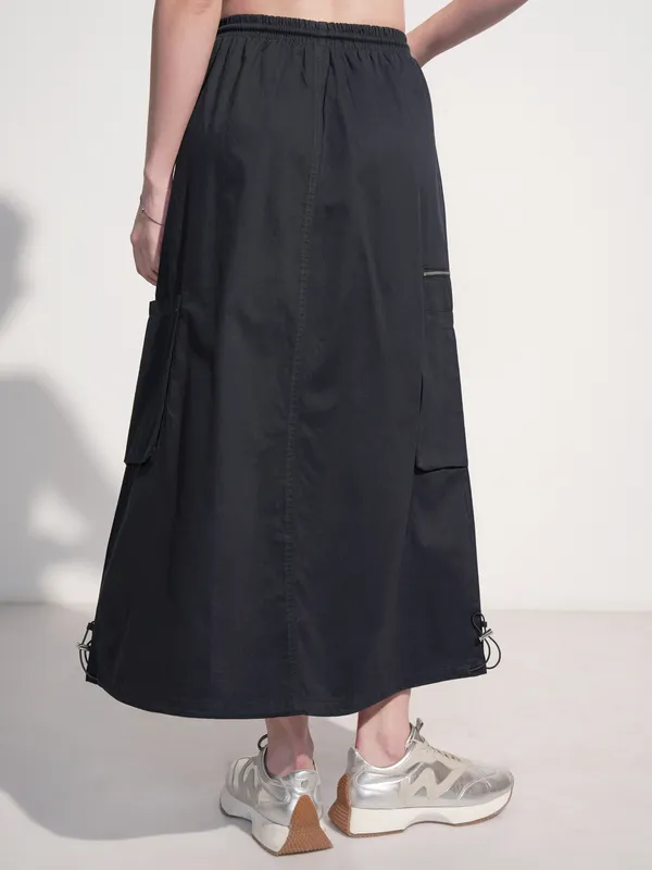 Straight Above Knee Skirt