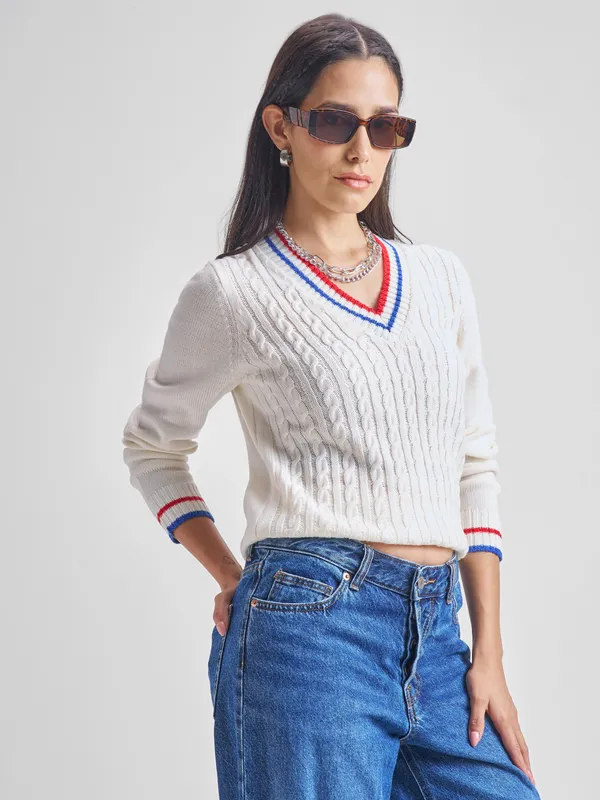 Women Solid Sweater