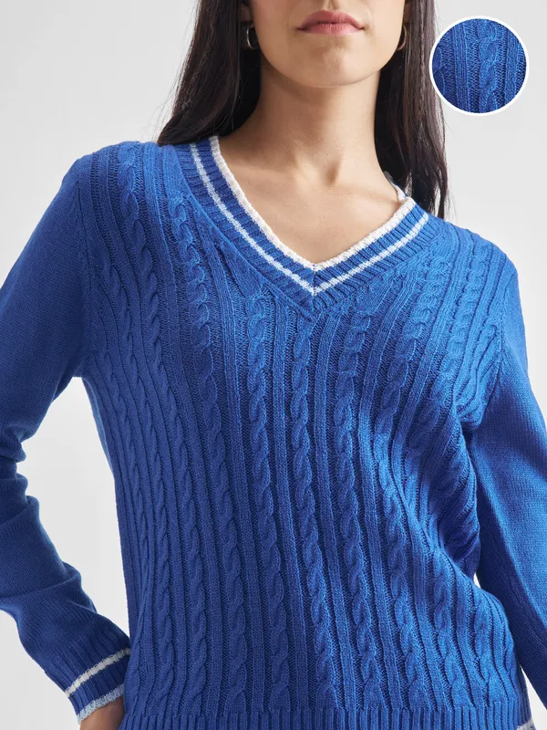 Women Solid Sweater