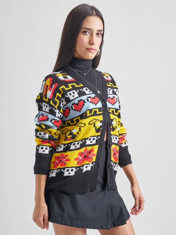 Tokyo Talkies Women Black V-Neck Sweater