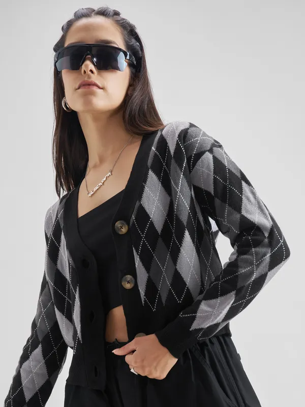 Women Checked Sweater