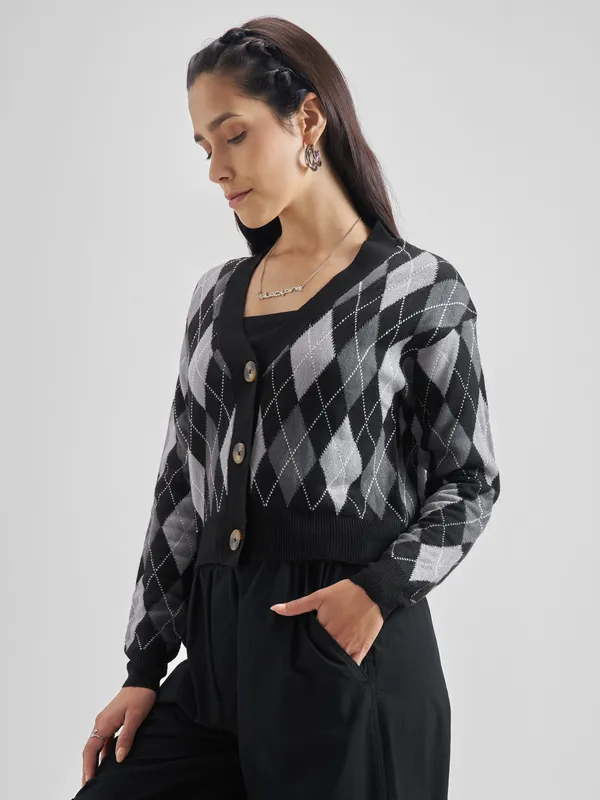 Women Checked Sweater