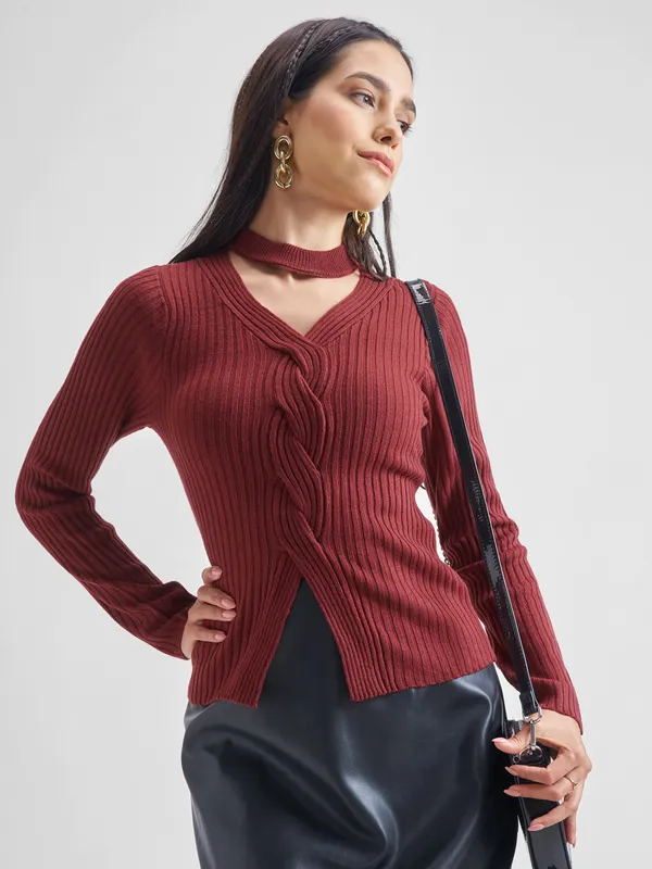 Tokyo Talkies Women Red V-Neck Sweater