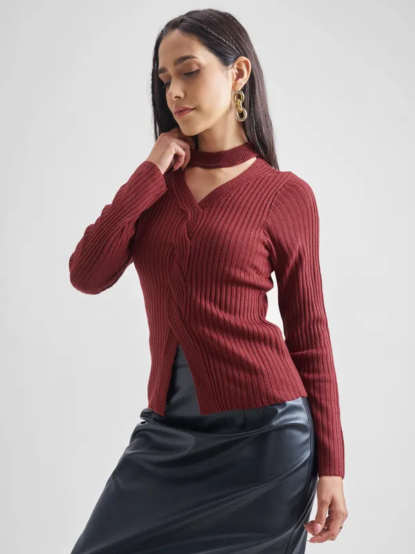 Tokyo Talkies Women Red V-Neck Sweater
