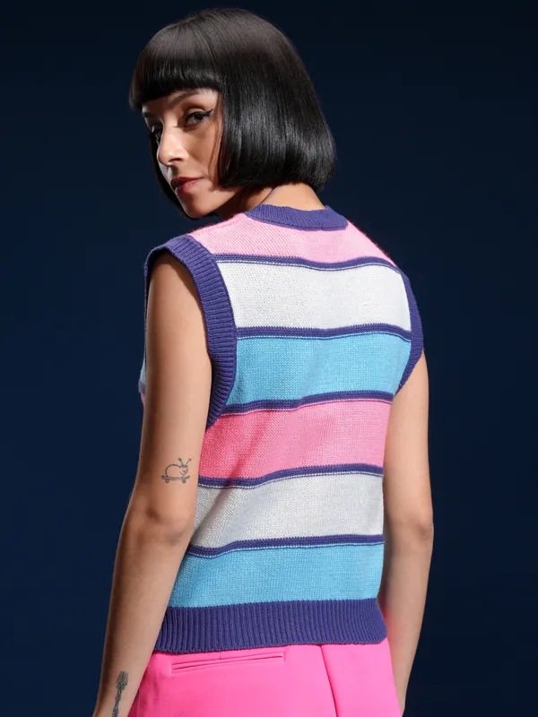 Tokyo Talkies Women Blue V-Neck Sweater