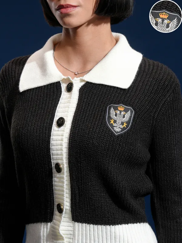 Women Self Design Sweater