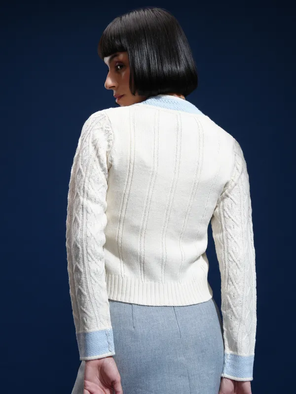 Women Self Design Sweater