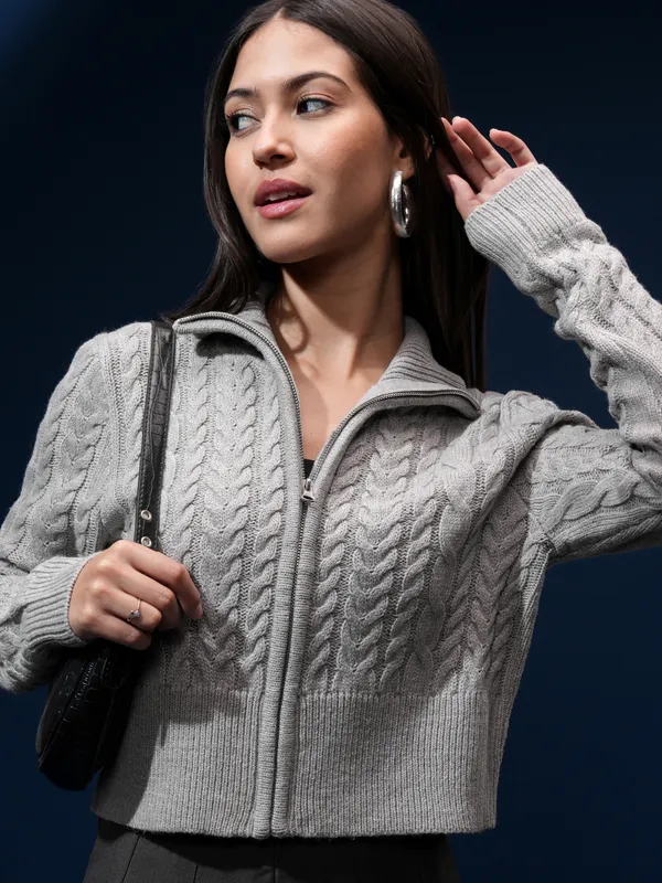 Women Self Design Sweater