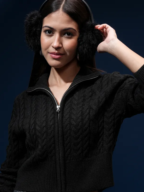 Women Self Design Sweater