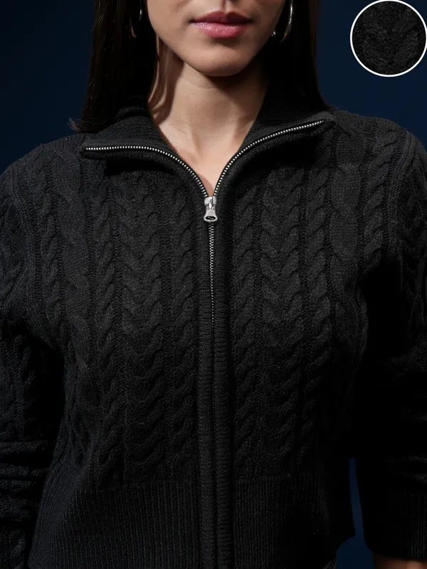 Women Self Design Sweater