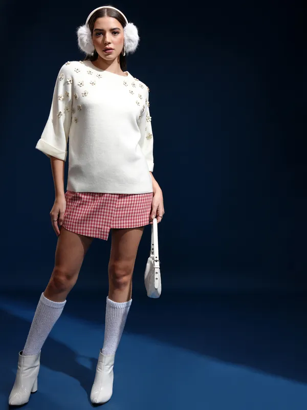 Women Embellished Sweater