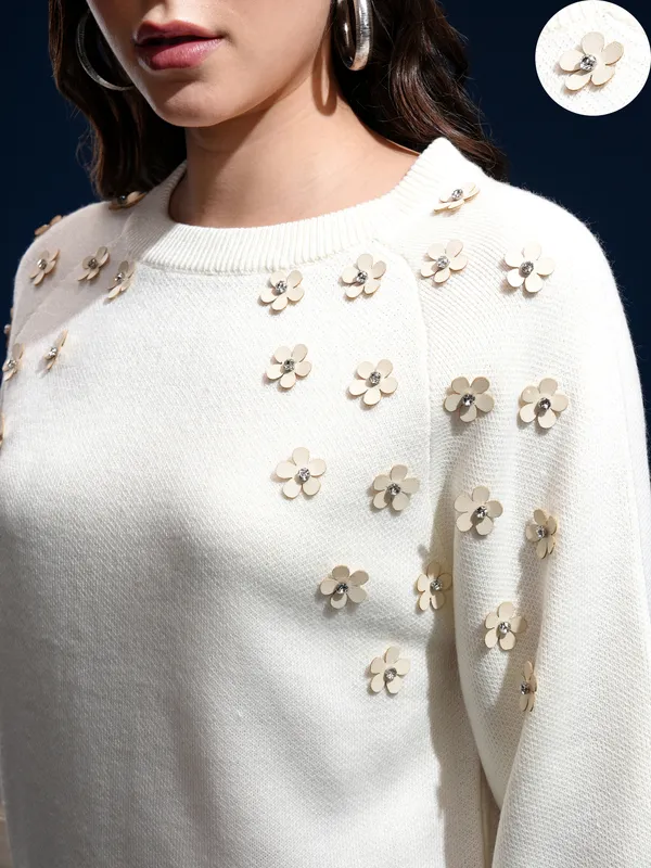 Women Embellished Sweater