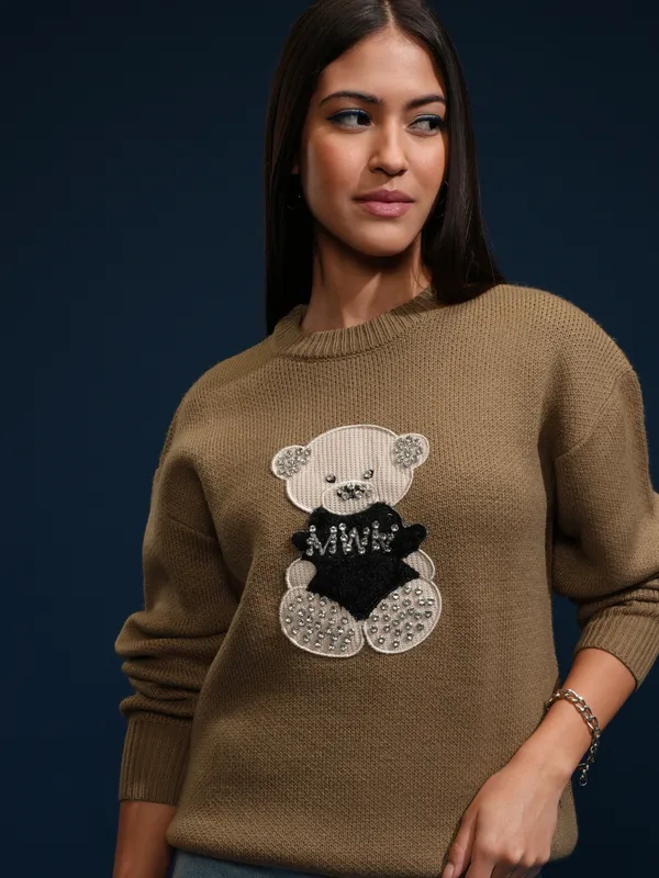 Women Applique Sweater