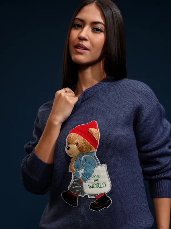 Women Applique Sweater