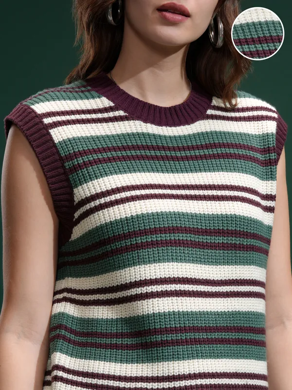 Tokyo Talies Women Green Round Neck Sweater