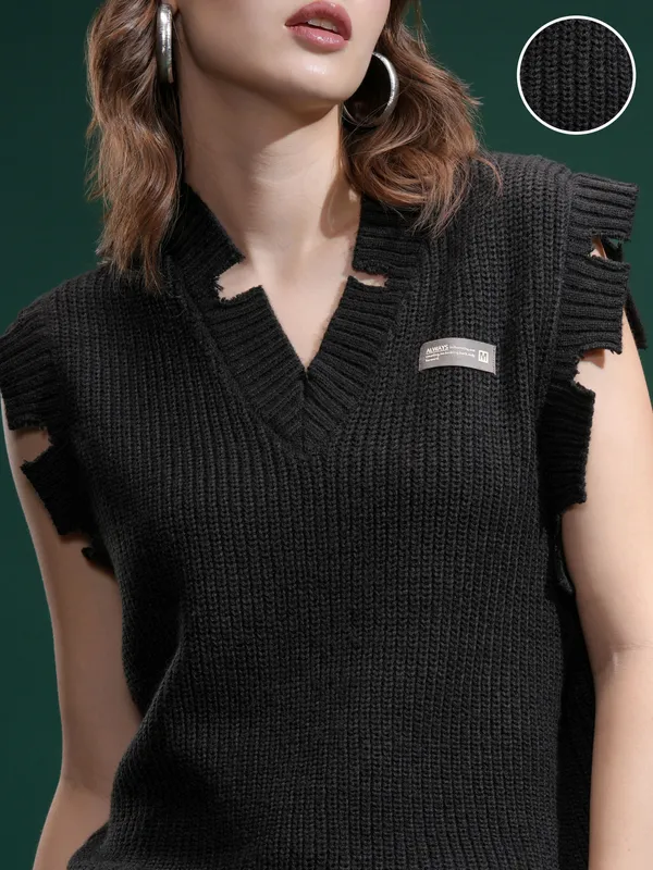 Tokyo Talkies Women Black V-Neck Sweater