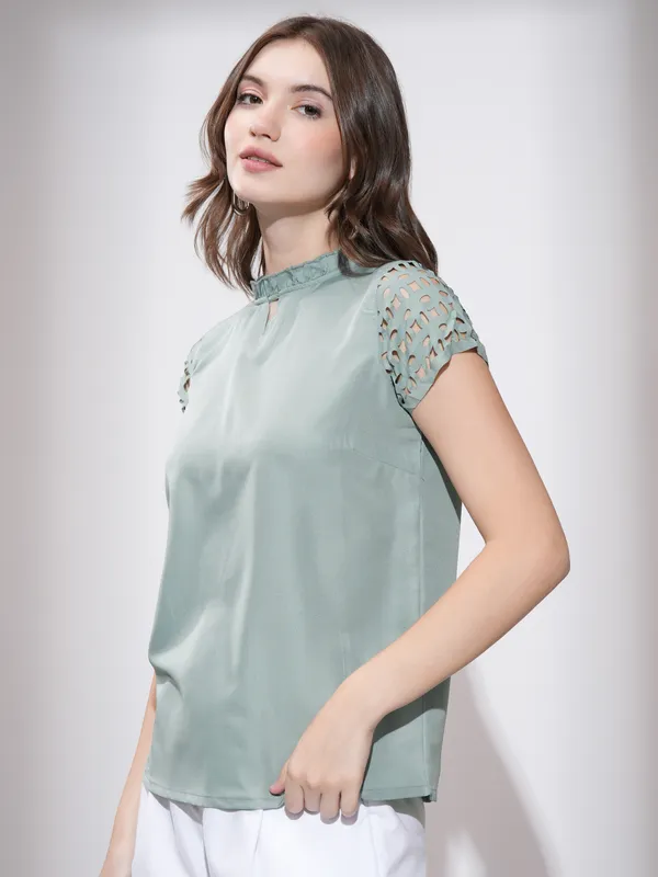 Tokyo Talkies Women Grey Solid Regular Top