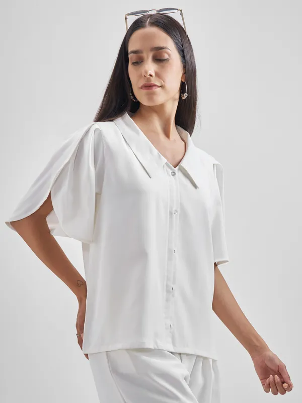 Chic By Tokyo Talkies Women White Solid Shirt Style Top