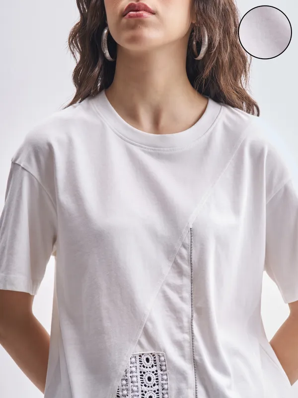 Tokyo Talkies Women White Solid Regular Top