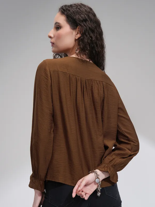 Solid Regular Top