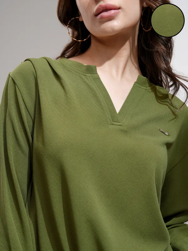 Tokyo Talkies Women Olive Solid Regular Top