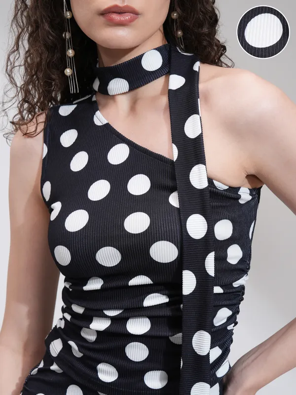 Tokyo Talkies Women Black Printed Fitted Top