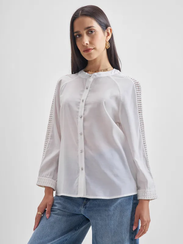 Chic By Tokyo Talkies Women Cream Solid Regular Tops