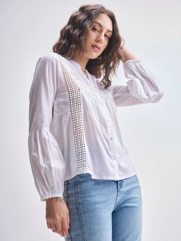 Tokyo Talkies Women White Solid Regular Top