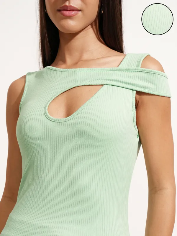 Tokyo Talkies Women Green Solid Tank Top