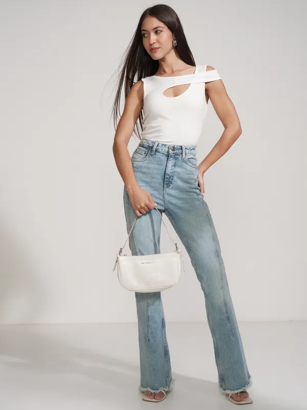 Tokyo Talkies Women White Solid Regular Top