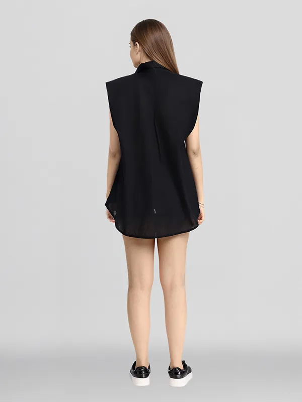 Chic By Tokyo Talkies Women Black Solid Regular Top