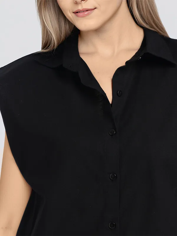 Chic By Tokyo Talkies Women Black Solid Regular Top