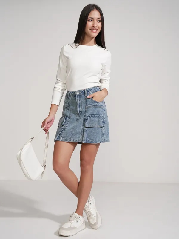 Tokyo Talkies Women White Solid Regular Top