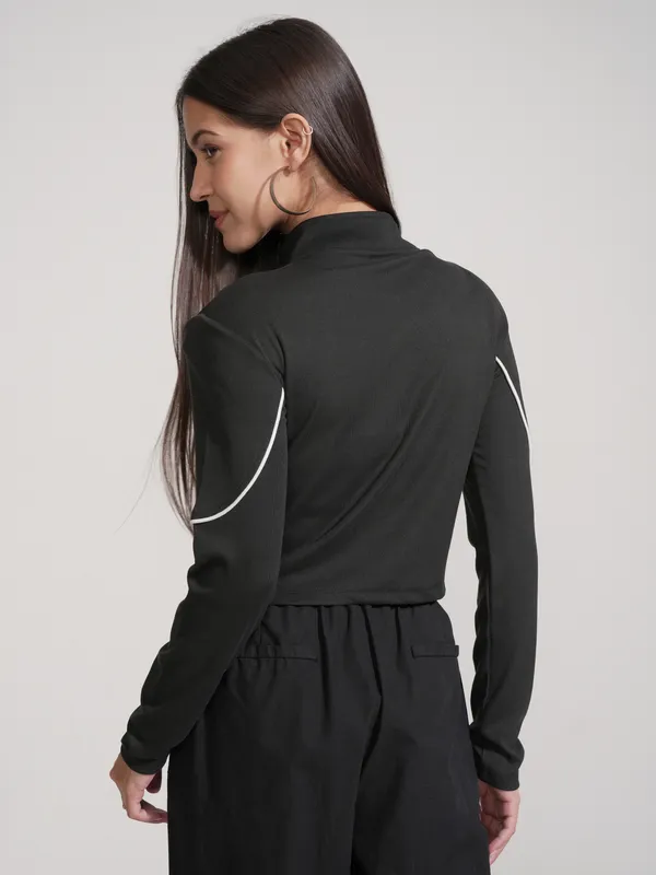 Tokyo Talkies Women Black Solid Regular Top